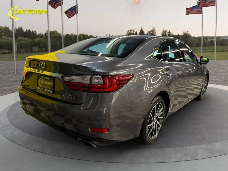 2016 Lexus ES 6th Gen - Image 5 of 9