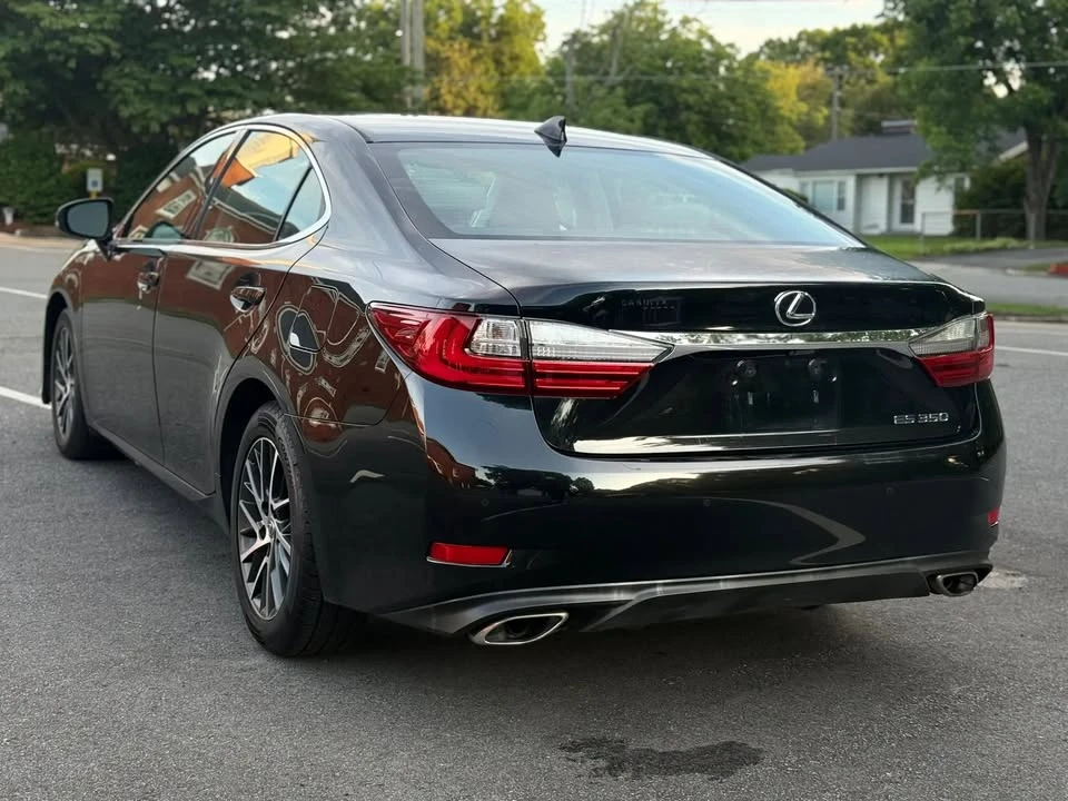 2016 Lexus ES 6th Gen - Image 3 of 13