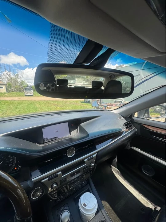 2016 Lexus ES 6th Gen - Image 6 of 16