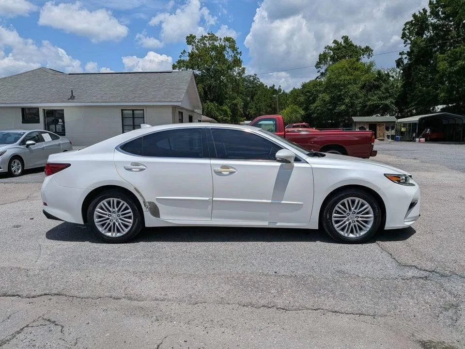 2016 Lexus ES 6th Gen - Image 4 of 20