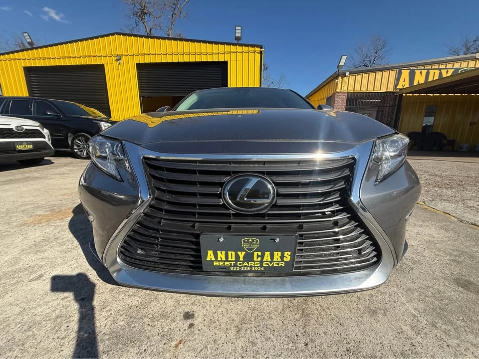 2016 Lexus ES 6th Gen - Image 2 of 13