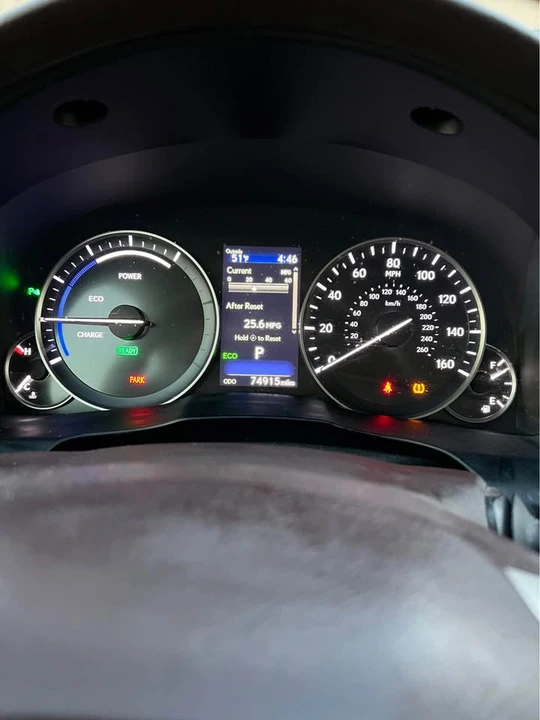 2016 Lexus ES 6th Gen - Image 13 of 14