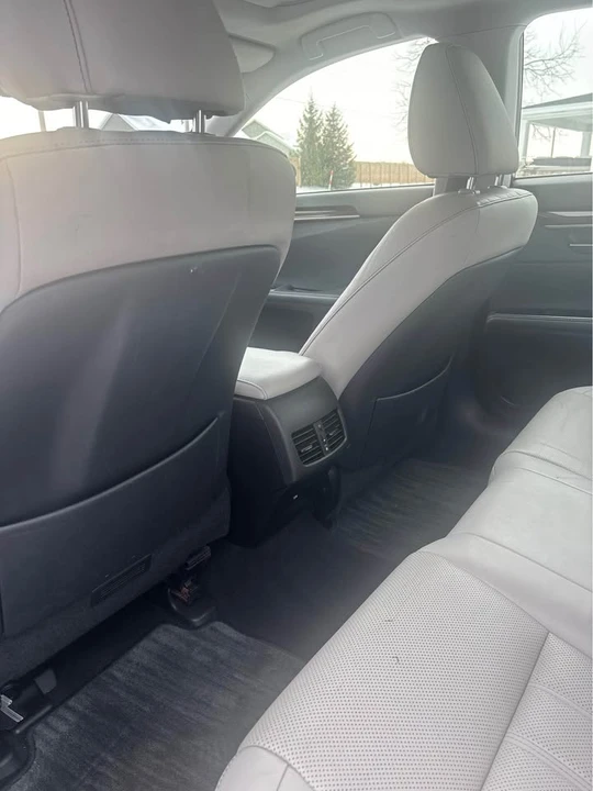 2016 Lexus ES 6th Gen - Image 8 of 10