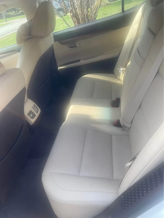 2016 Lexus ES 6th Gen - Image 7 of 13