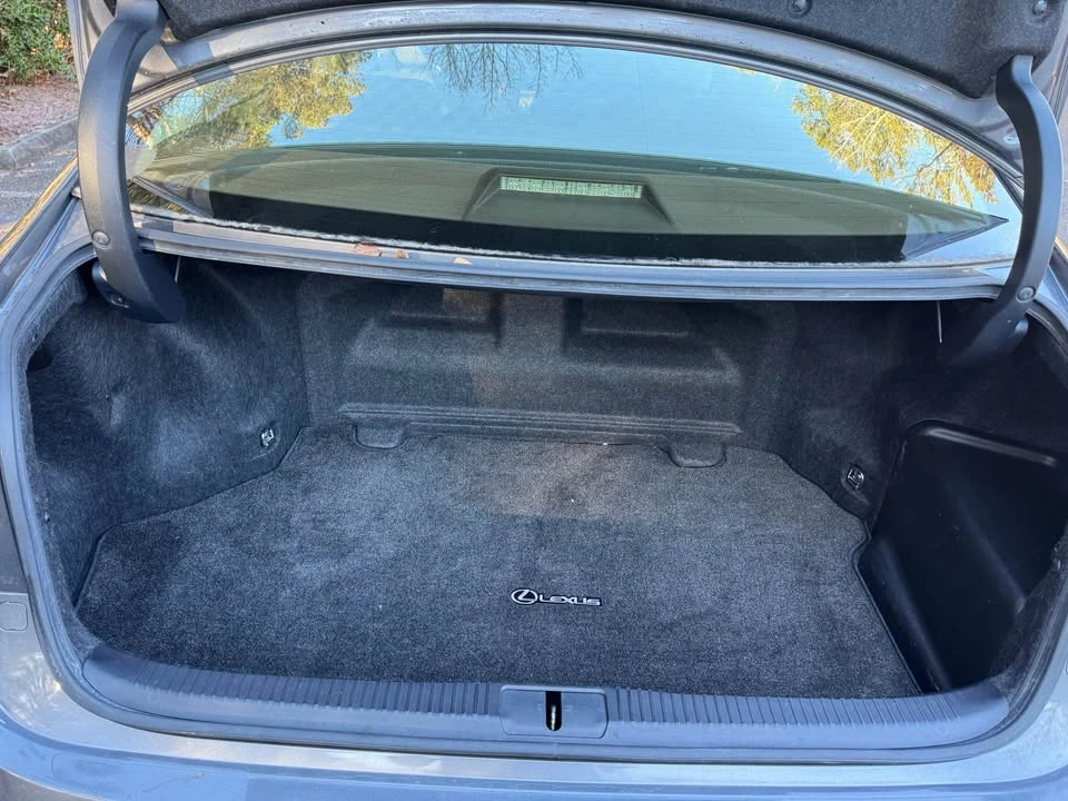 2016 Lexus ES 6th Gen - Image 14 of 20