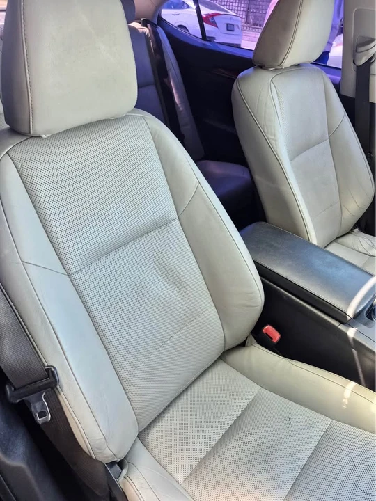 2016 Lexus ES 6th Gen - Image 9 of 12
