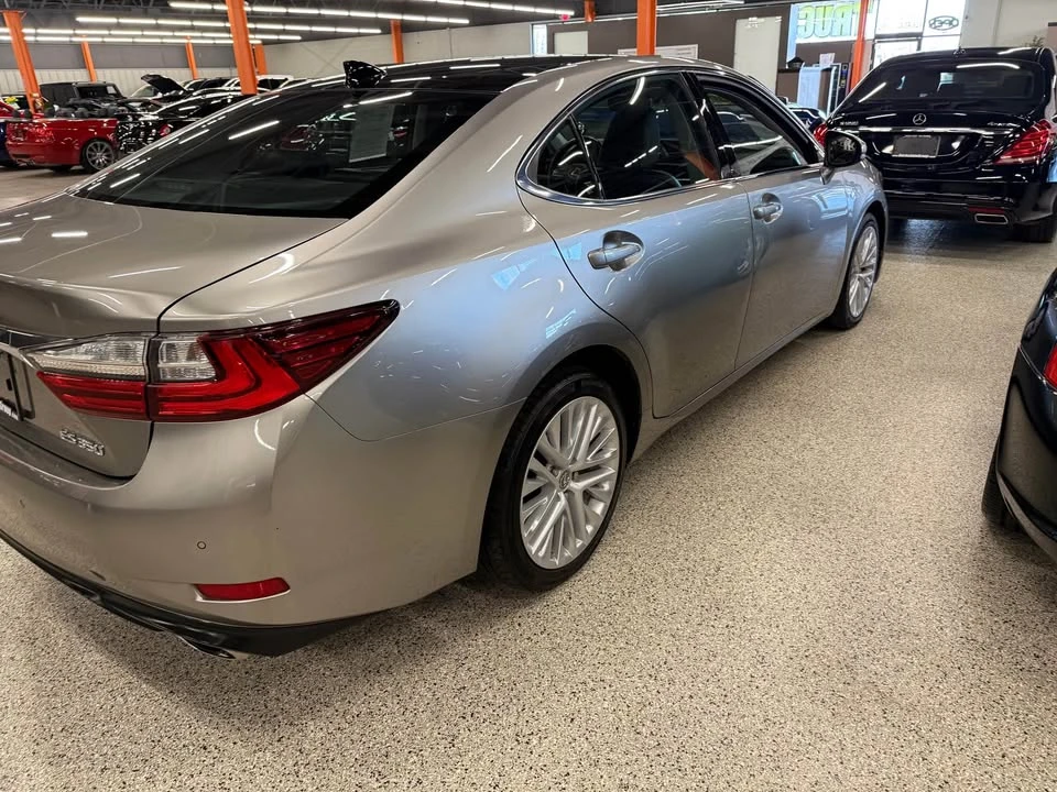 2016 Lexus ES 6th Gen - Image 5 of 7