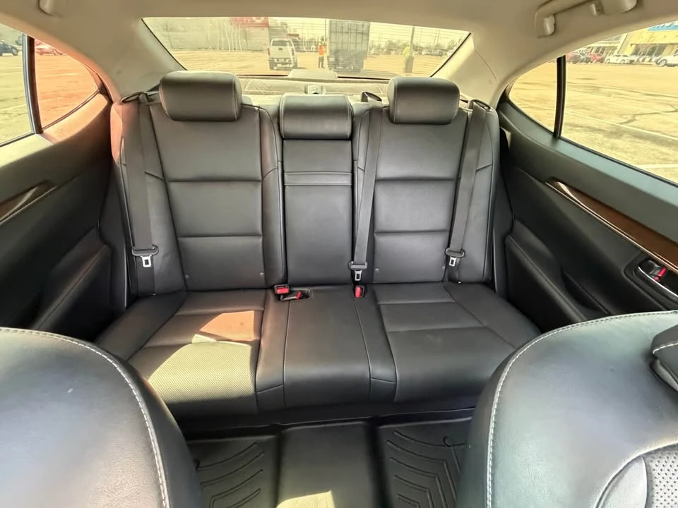 2016 Lexus ES 6th Gen - Image 9 of 9