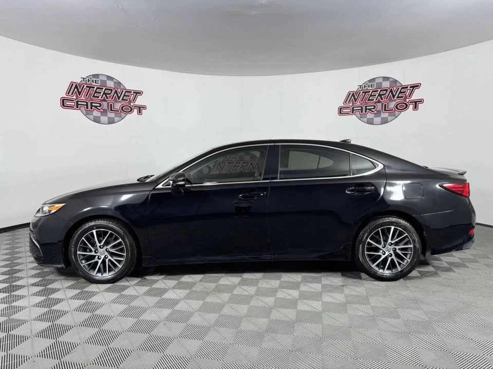 2016 Lexus ES 6th Gen - Image 4 of 20
