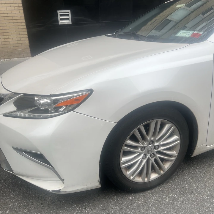 2016 Lexus ES 6th Gen - Image 2 of 5