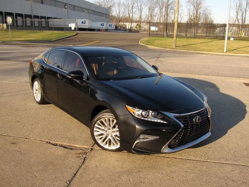 2016 Lexus ES 6th Gen - Image 2 of 12