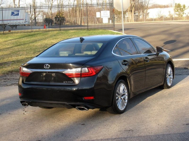 2016 Lexus ES 6th Gen - Image 12 of 12