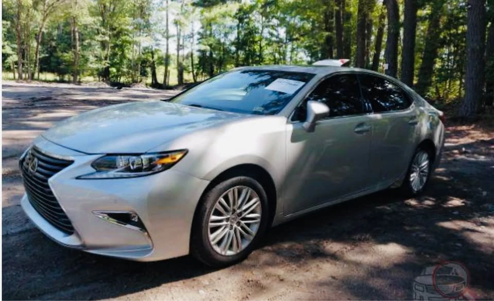 2016 Lexus ES 6th Gen - Image 6 of 8