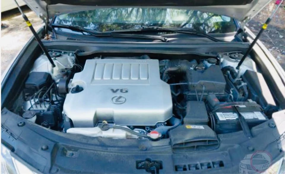 2016 Lexus ES 6th Gen - Image 4 of 8