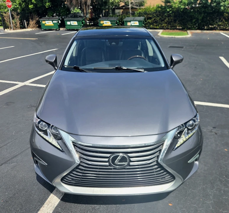 2016 Lexus ES 6th Gen - Image 6 of 24