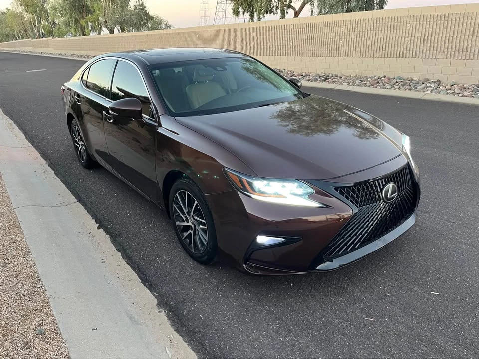 2016 Lexus ES 6th Gen - Image 2 of 13