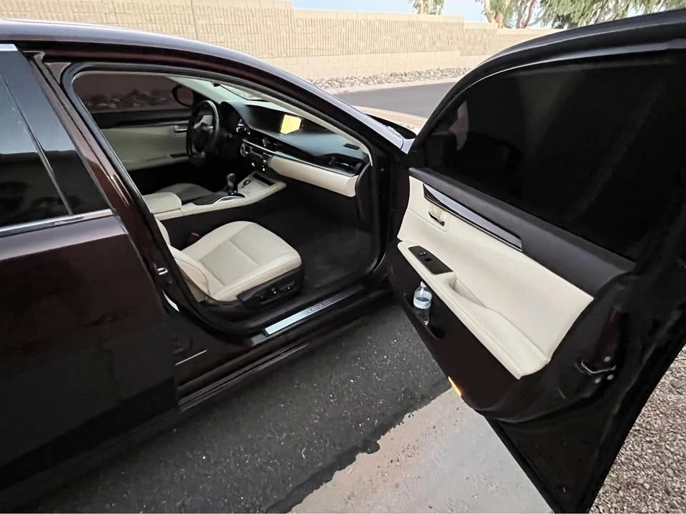 2016 Lexus ES 6th Gen - Image 7 of 13