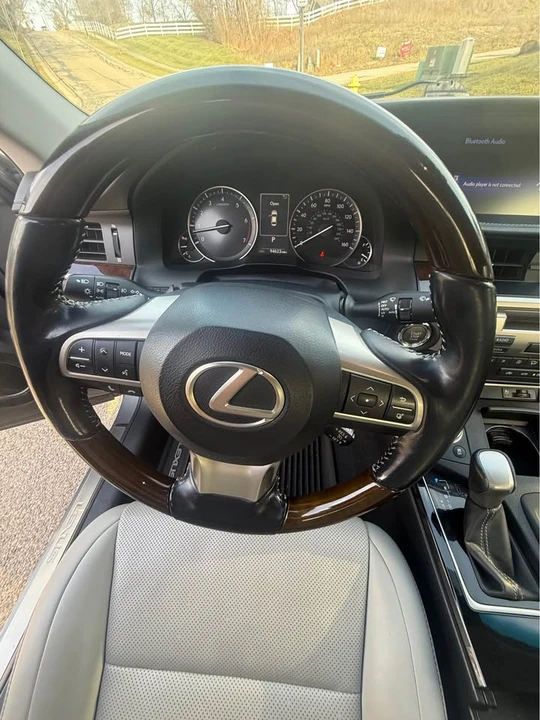 2016 Lexus ES 6th Gen - Image 7 of 19