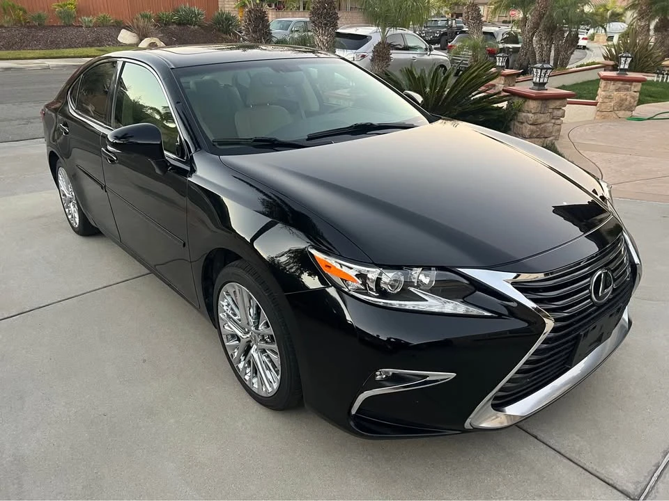 2016 Lexus ES 6th Gen - Image 3 of 14
