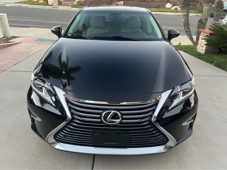 2016 Lexus ES 6th Gen - Image 2 of 14