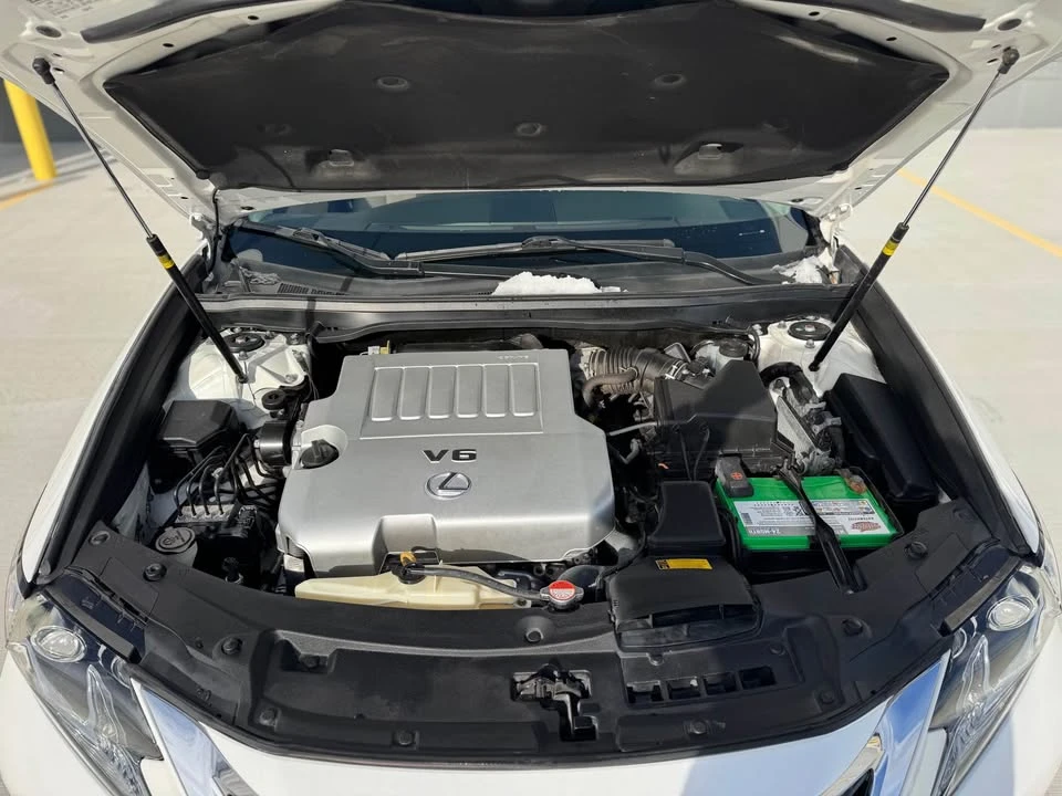 2016 Lexus ES 6th Gen - Image 19 of 19