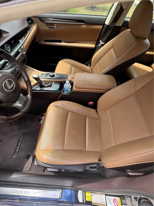 2016 Lexus ES 6th Gen - Image 8 of 9