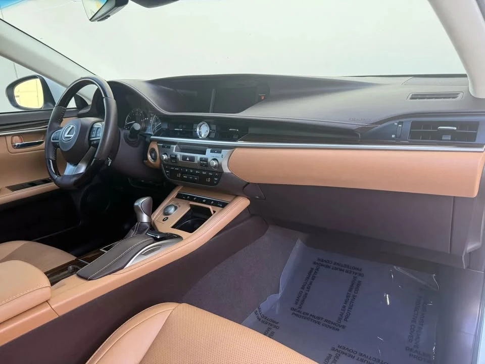 2016 Lexus ES 6th Gen - Image 20 of 20