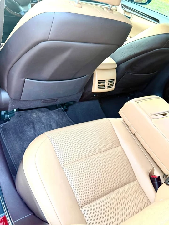 2016 Lexus ES 6th Gen - Image 19 of 20