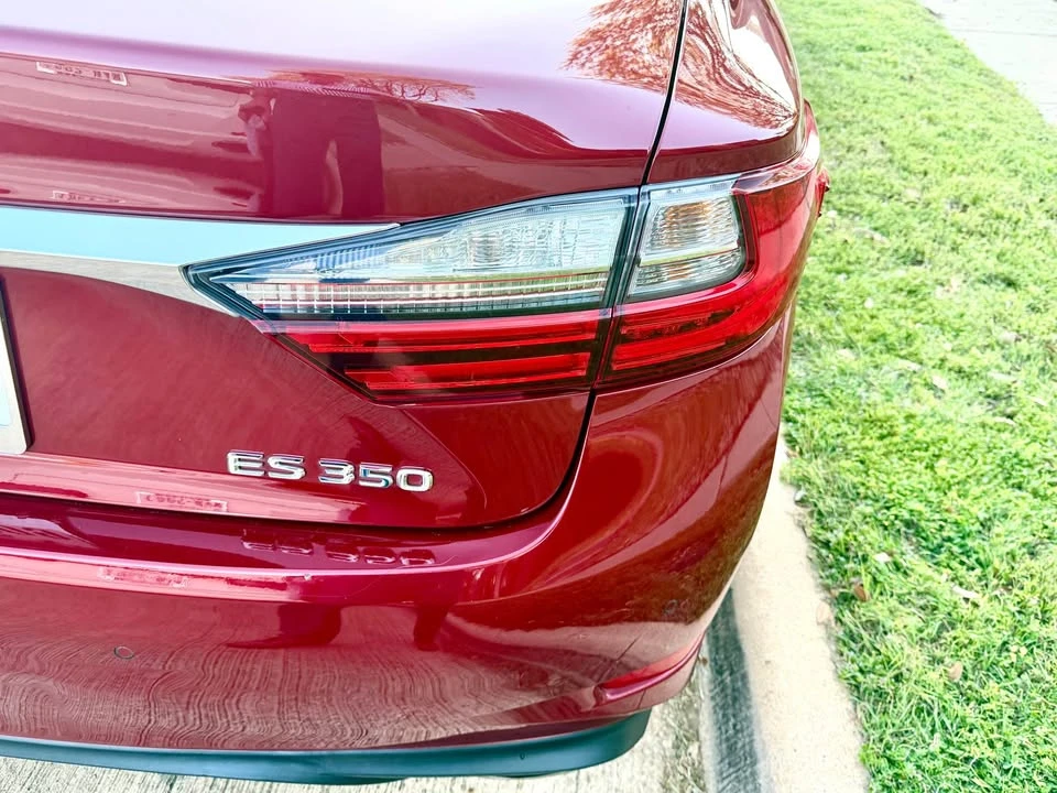 2016 Lexus ES 6th Gen - Image 20 of 20