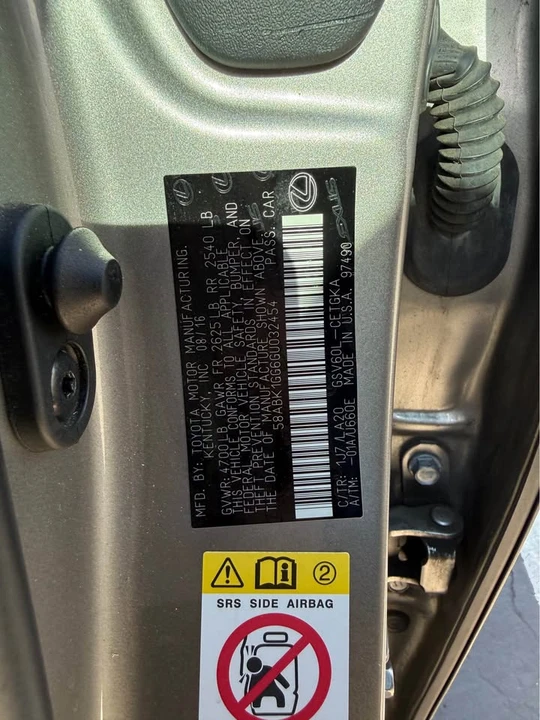 2016 Lexus ES 6th Gen - Image 14 of 14
