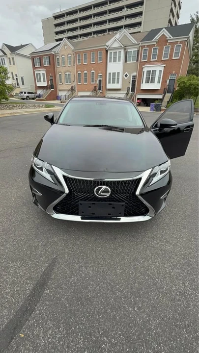 2016 Lexus ES 6th Gen - Image 17 of 19
