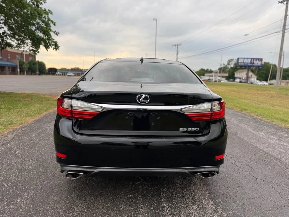 2016 Lexus ES 6th Gen - Image 4 of 19