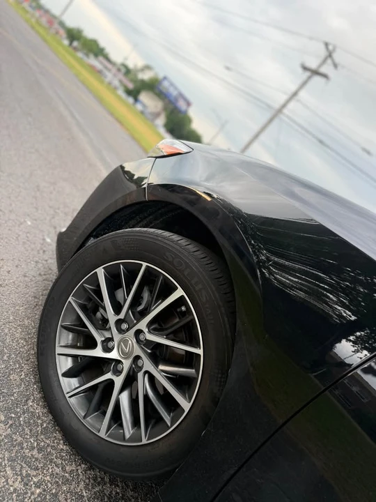 2016 Lexus ES 6th Gen - Image 19 of 19