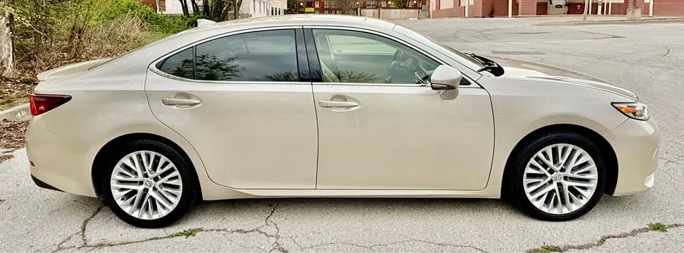 2016 Lexus ES 6th Gen - Image 5 of 20