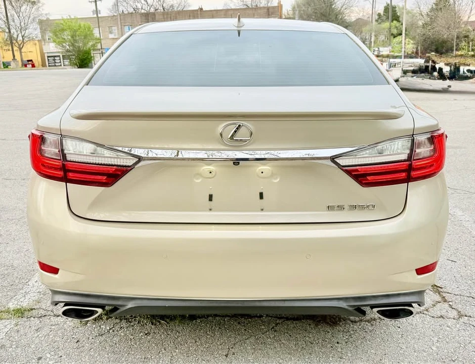 2016 Lexus ES 6th Gen - Image 6 of 20