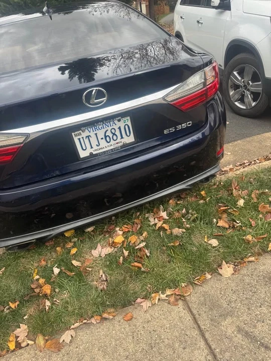 2016 Lexus ES 6th Gen - Image 7 of 19