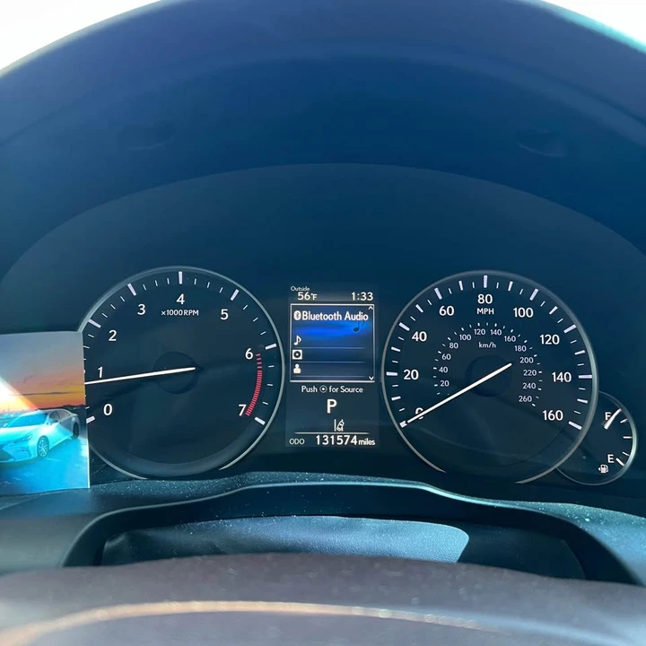 2016 Lexus ES 6th Gen - Image 11 of 11