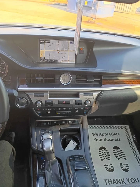 2016 Lexus ES 6th Gen - Image 8 of 8