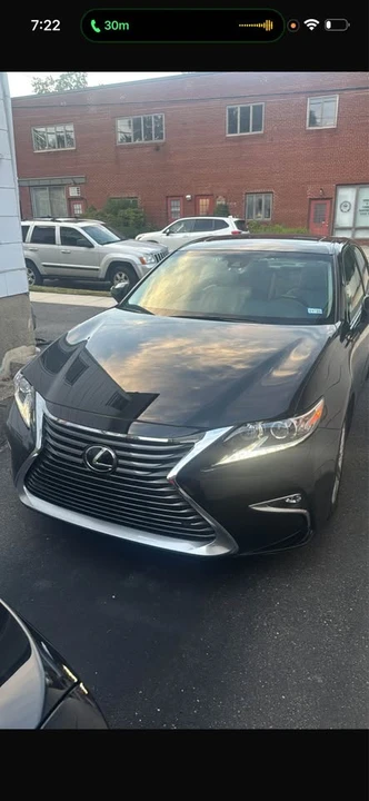 2016 Lexus ES 6th Gen - Image 2 of 3