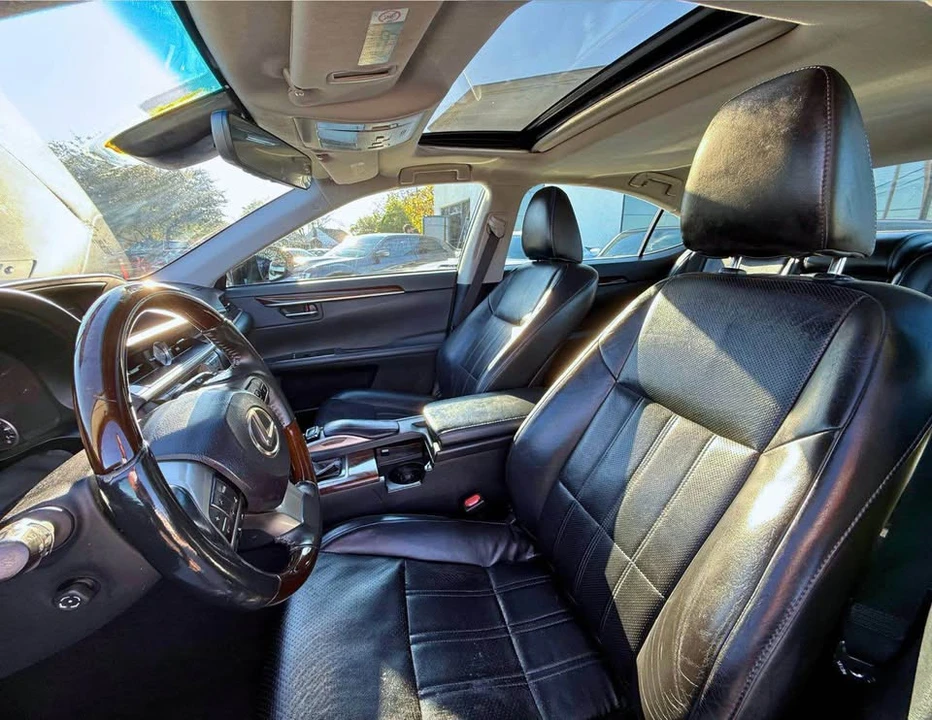 2016 Lexus ES 6th Gen - Image 6 of 9