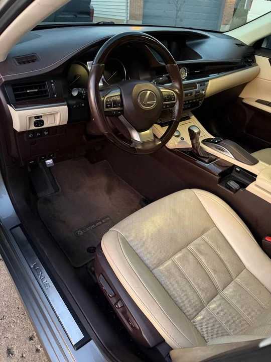 2016 Lexus ES 6th Gen - Image 7 of 7