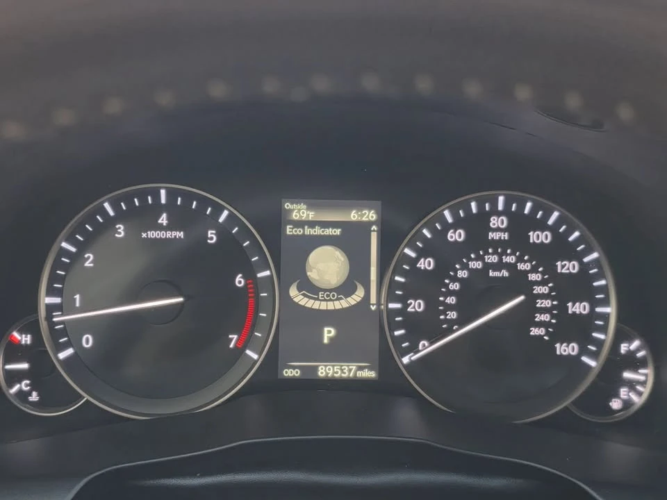 2016 Lexus ES 6th Gen - Image 3 of 17