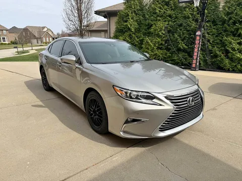 2016 Lexus ES 350 Sedan