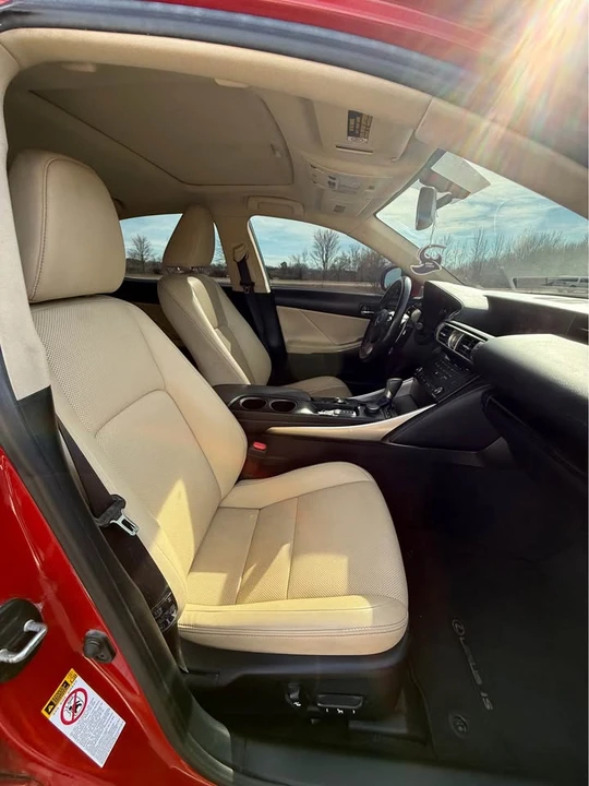 2016 Lexus ES 6th Gen - Image 14 of 14