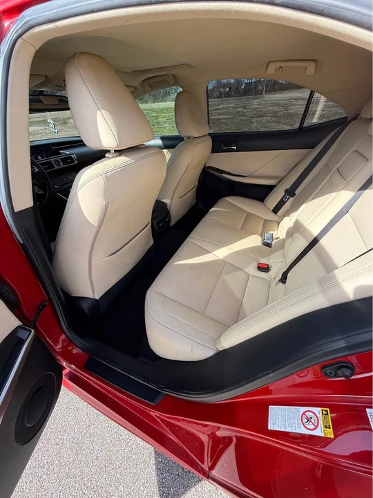 2016 Lexus ES 6th Gen - Image 10 of 14
