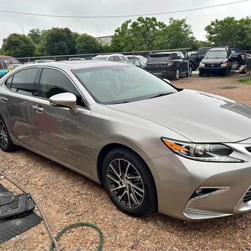 2016 Lexus ES 330 Sedan 4D