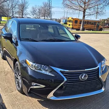 2016 Lexus ES 350 F Sport Design Sedan