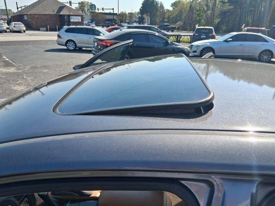 2016 Lexus ES 6th Gen - Image 11 of 12