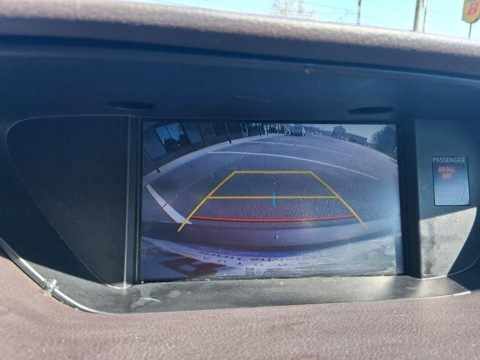 2016 Lexus ES 6th Gen - Image 7 of 12