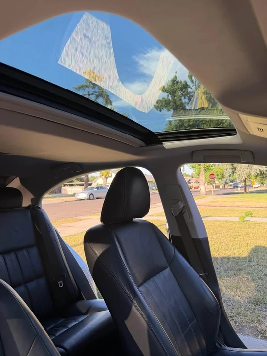 2016 Lexus ES 6th Gen - Image 13 of 13